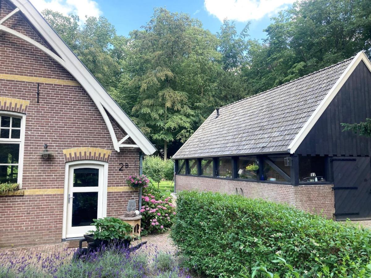 Landgoedhuisje De Blije Uil Holiday home *